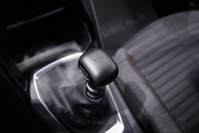 PEUGEOT 2008 usata, con Fari LED