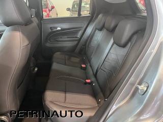 JEEP Avenger usata, con USB