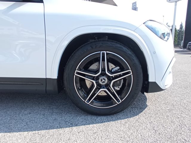 MERCEDES-BENZ GLA 200 usata, con Boardcomputer