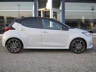 TOYOTA Yaris usata, con Cerchi in lega