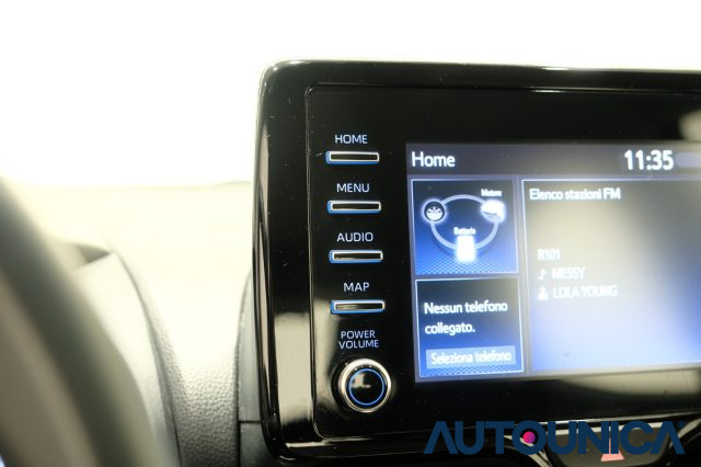 TOYOTA Yaris usata, con Specchietti laterali elettrici