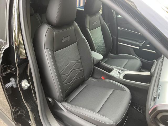 JEEP Avenger usata, con USB