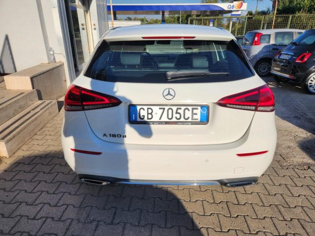 MERCEDES-BENZ A 180 usata, con Alzacristalli elettrici