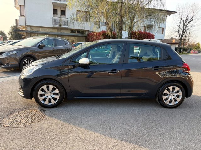 PEUGEOT 208 usata, con Airbag