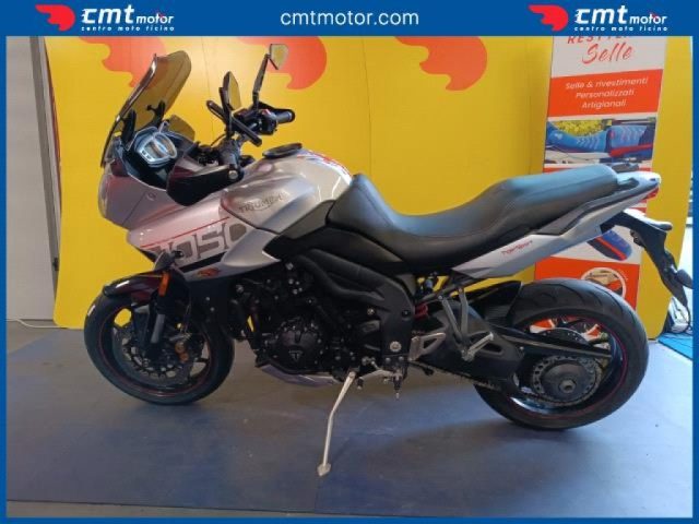 TRIUMPH Tiger 1050 usata 2