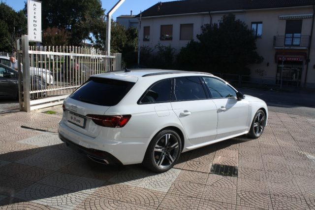 AUDI A4 usata, con Autoradio