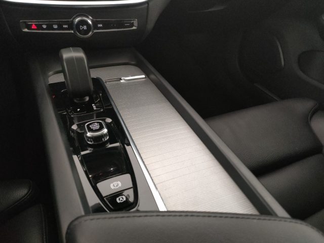 VOLVO V60 usata, con Servosterzo