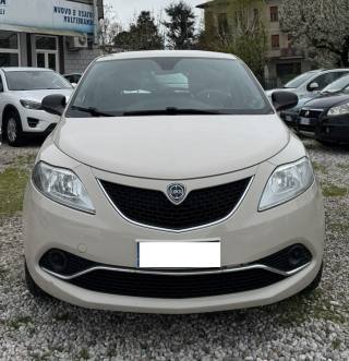 LANCIA Ypsilon usata, con Airbag