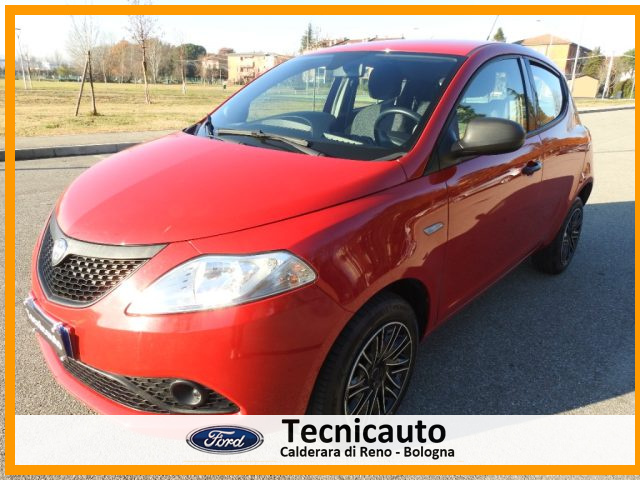 LANCIA Ypsilon usata, con Autoradio