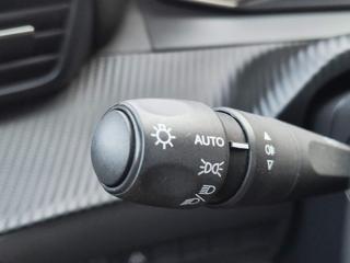 PEUGEOT 208 usata, con Vivavoce