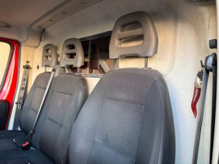 PEUGEOT Boxer usata, con USB