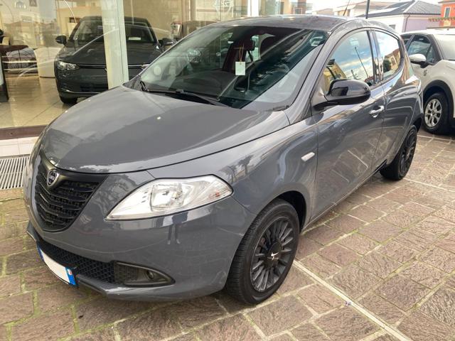 LANCIA Ypsilon usata, con ABS