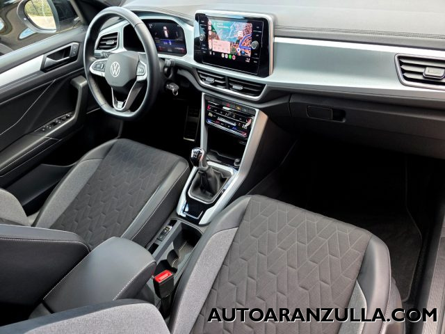 VOLKSWAGEN T-Roc usata, con Controllo automatico clima