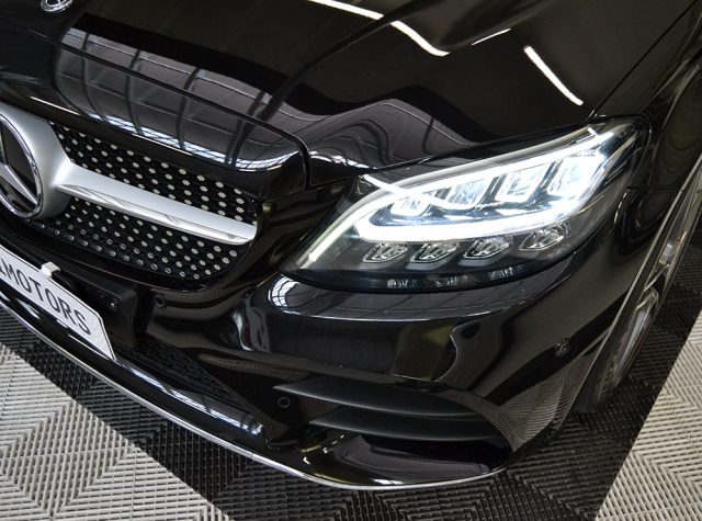 MERCEDES-BENZ C 200 usata, con Leve al volante