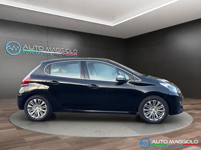 PEUGEOT 208 usata, con Airbag Passeggero