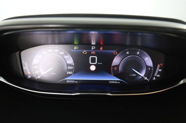 PEUGEOT 3008 usata 6