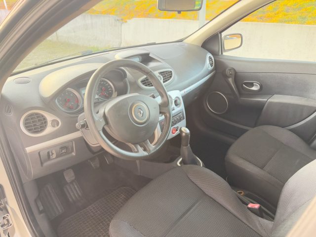 RENAULT Clio usata, con Climatizzatore