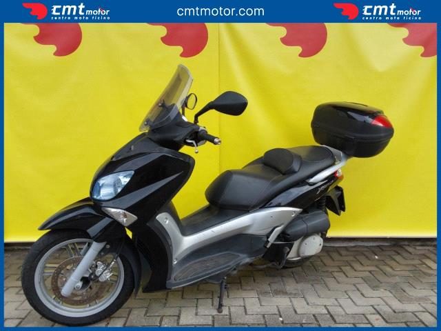 YAMAHA X-City 250 usata 10