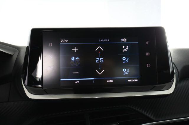 PEUGEOT 2008 usata 10