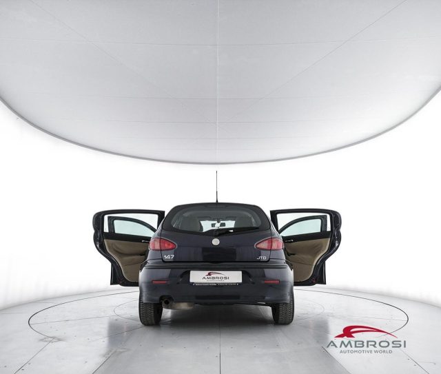 ALFA ROMEO 147 usata 6