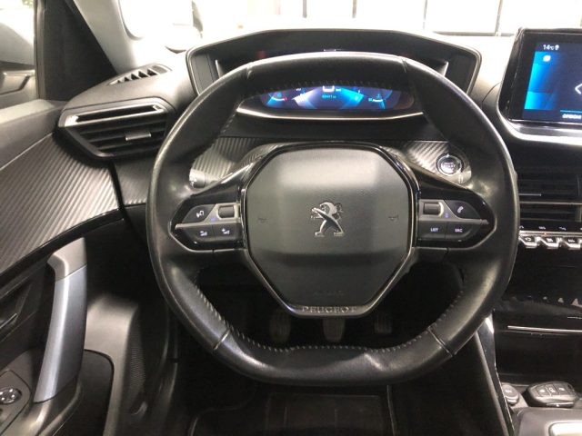 PEUGEOT 2008 usata, con Fari LED