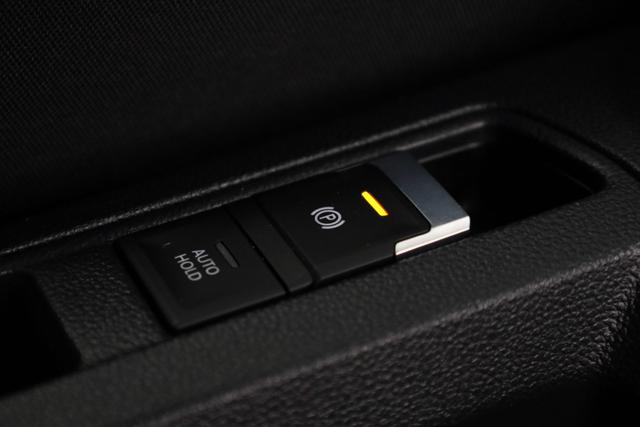 VOLKSWAGEN T-Roc usata, con Sensore di luce