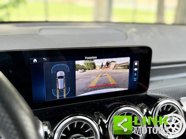 MERCEDES-BENZ GLB 200 usata, con Volante in pelle