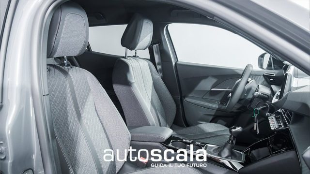 PEUGEOT 2008 usata, con Volante in pelle