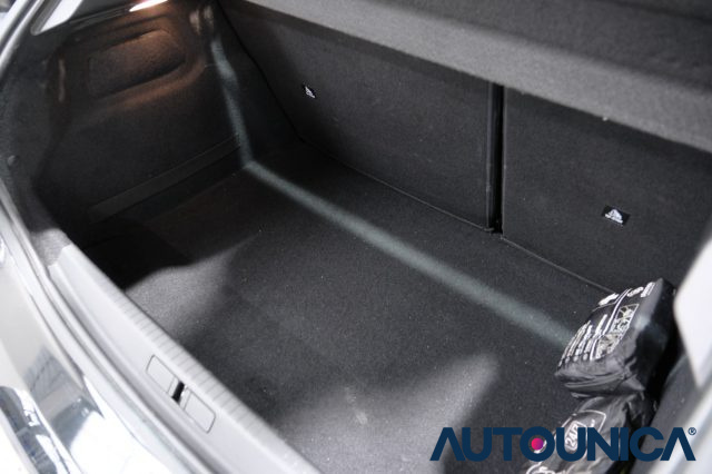 PEUGEOT 208 usata 58
