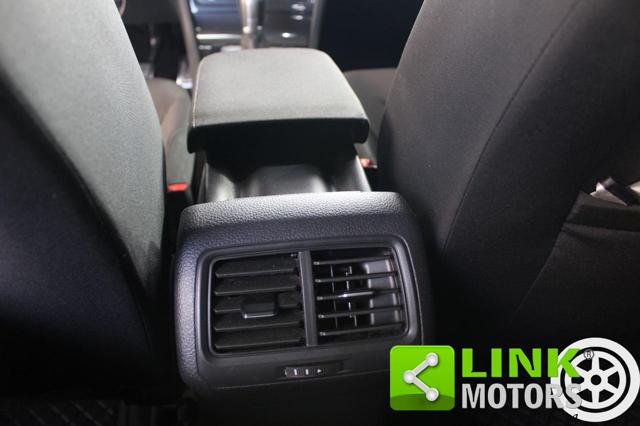VOLKSWAGEN Golf usata, con Volante in pelle