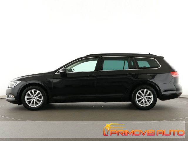 VOLKSWAGEN Passat Variant usata, con Servosterzo