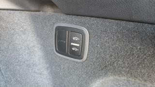 PORSCHE Macan usata, con Park Distance Control