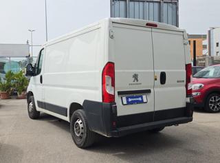 PEUGEOT Boxer usata, con Airbag