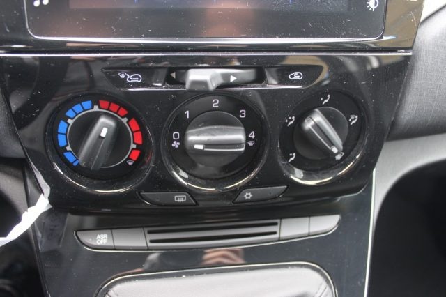 LANCIA Ypsilon usata, con Airbag testa