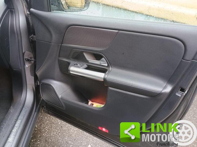 MERCEDES-BENZ GLA 250 usata, con Volante multifunzione