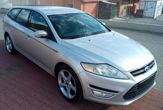 2013 FORD Mondeo