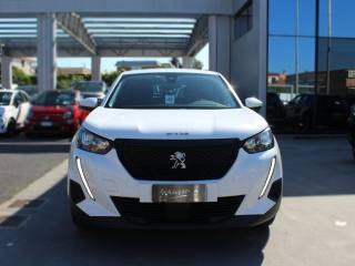 PEUGEOT 2008 usata, con Airbag