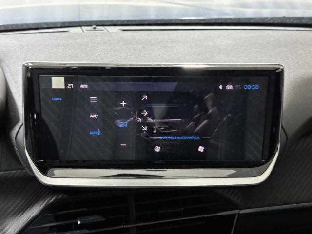PEUGEOT 2008 usata, con Sensore di pioggia