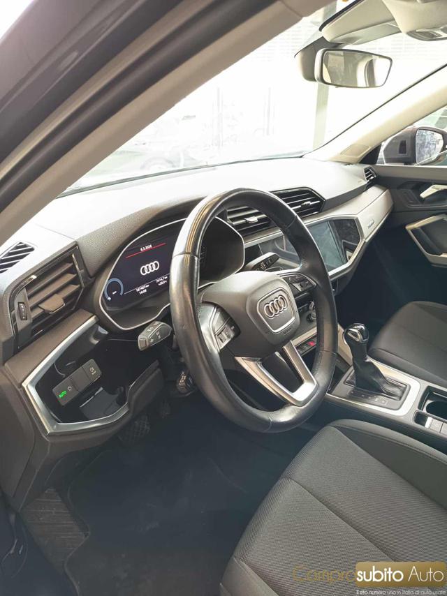 AUDI Q3 usata, con Park Distance Control