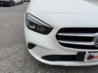 MERCEDES-BENZ B 180 usata, con Autoradio digitale