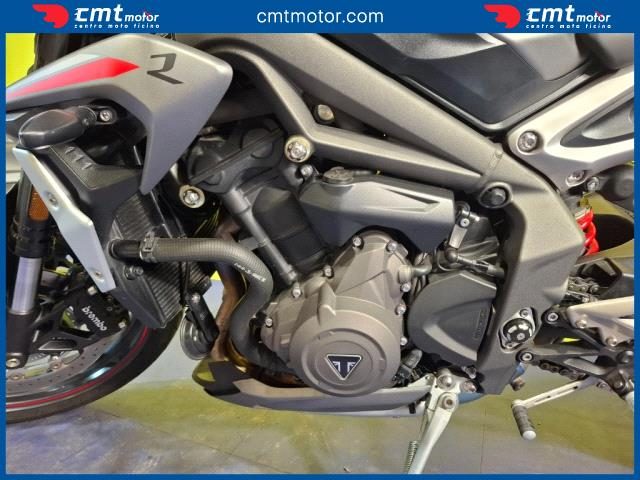 TRIUMPH Street Triple usata 6