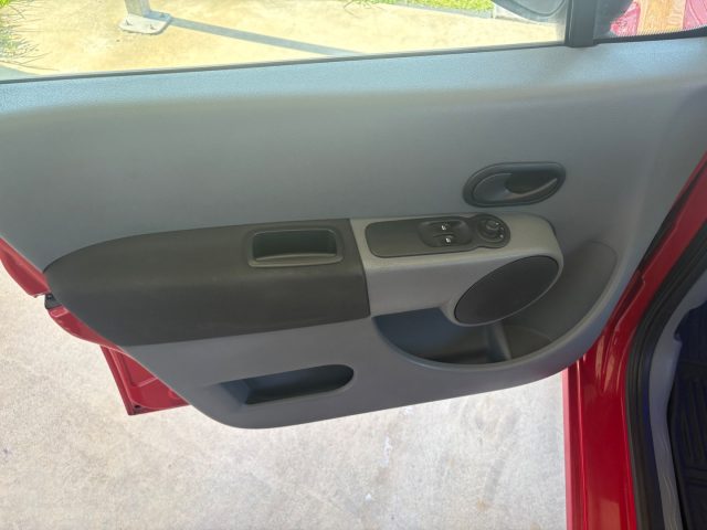 RENAULT Modus usata 36