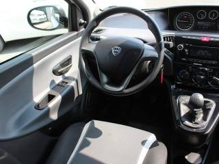 LANCIA Ypsilon usata, con Monitoraggio pressione pneumatici