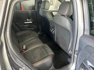 MERCEDES-BENZ GLA 200 usata, con Sistema di navigazione