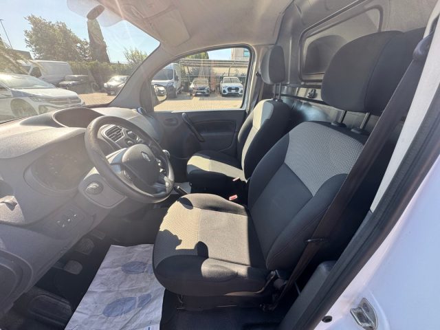RENAULT Kangoo usata, con Servosterzo