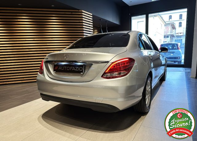 MERCEDES-BENZ C 180 usata, con Regolazione elettrica sedili