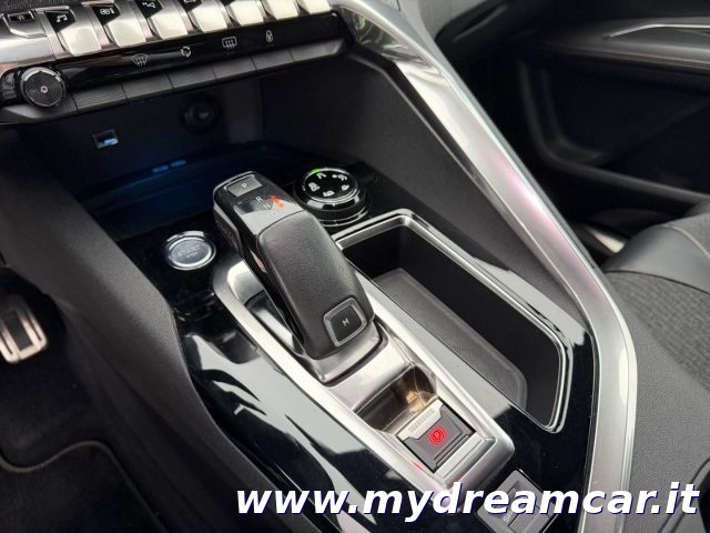 PEUGEOT 3008 usata, con Servosterzo