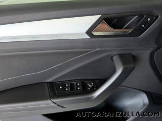 VOLKSWAGEN T-Roc usata, con Sensori di parcheggio posteriori