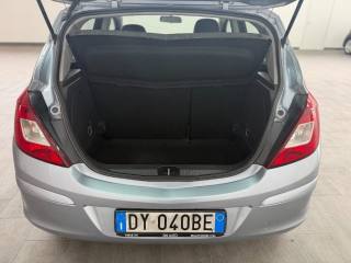 OPEL Corsa usata, con Interni in pelle