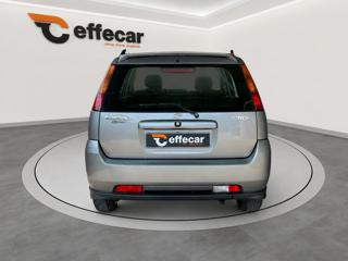 SUZUKI Ignis usata, con Autoradio